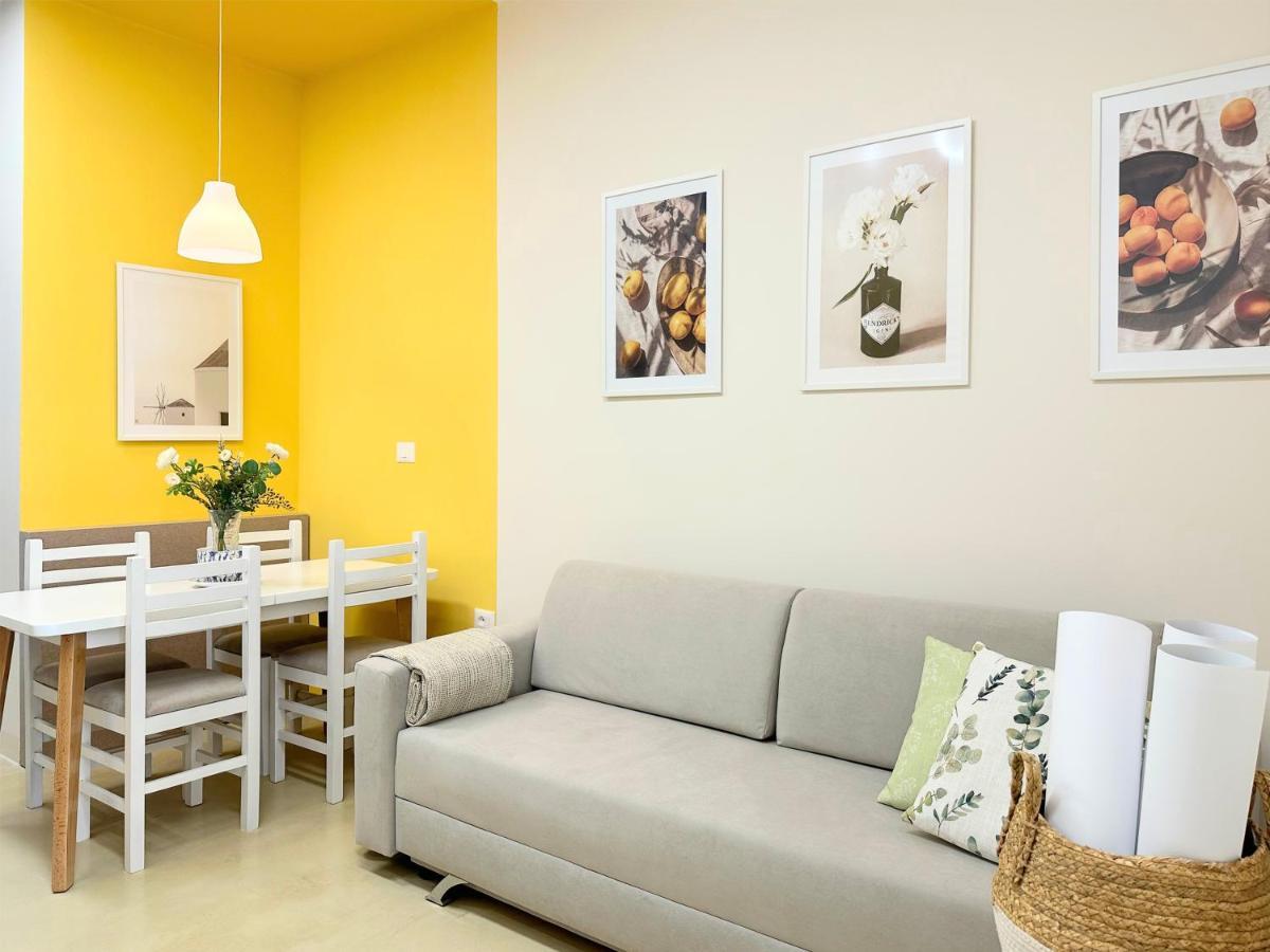 13 Eur For Monthly Stay - Home By The Sea - Hbs โกเลม ภายนอก รูปภาพ