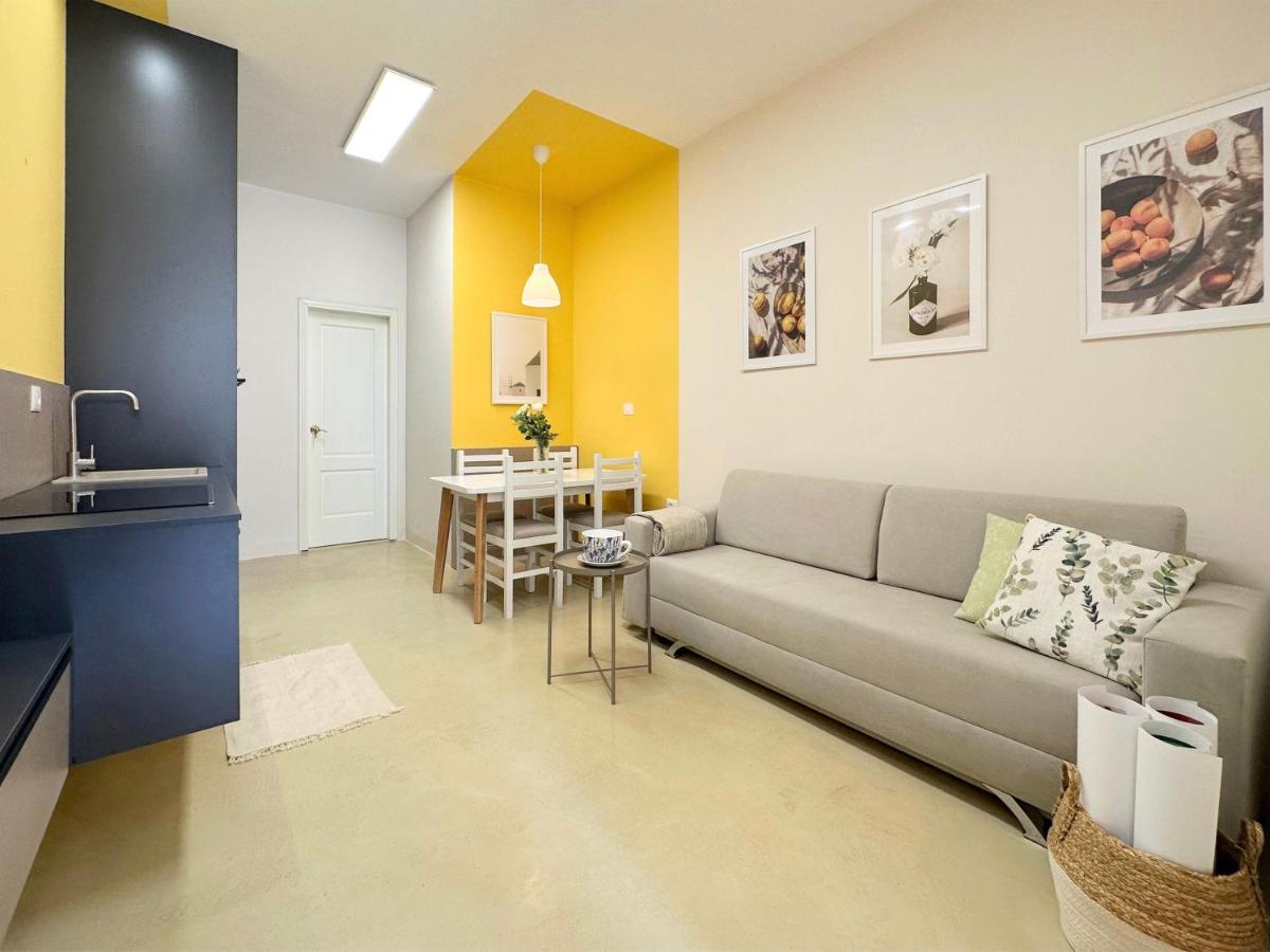 13 Eur For Monthly Stay - Home By The Sea - Hbs โกเลม ภายนอก รูปภาพ