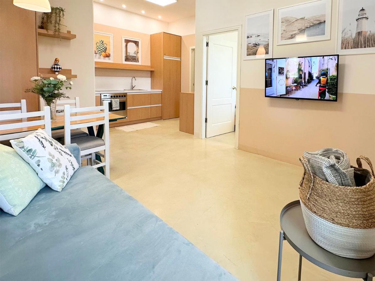 13 Eur For Monthly Stay - Home By The Sea - Hbs โกเลม ภายนอก รูปภาพ