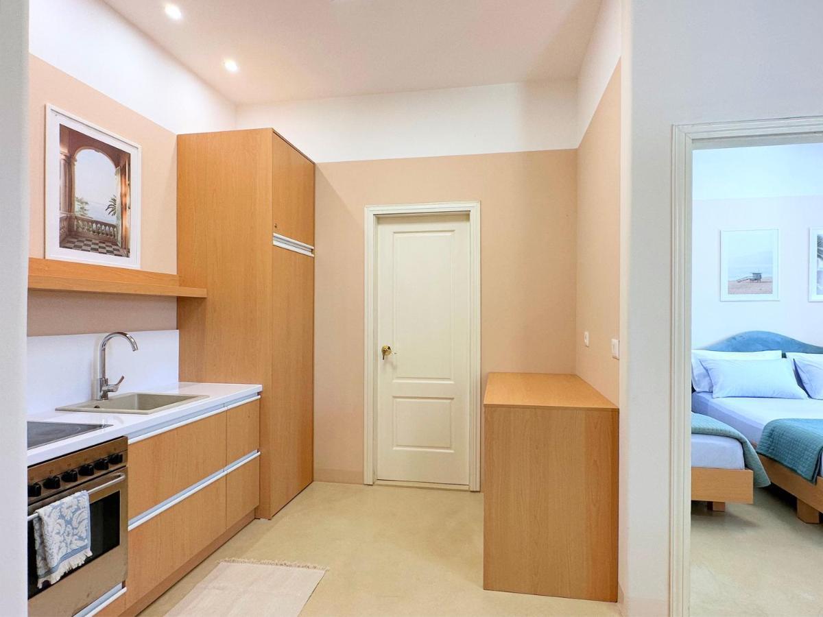13 Eur For Monthly Stay - Home By The Sea - Hbs โกเลม ภายนอก รูปภาพ