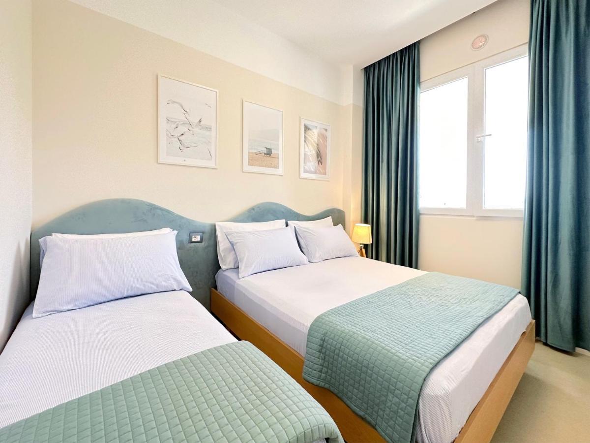 13 Eur For Monthly Stay - Home By The Sea - Hbs โกเลม ภายนอก รูปภาพ