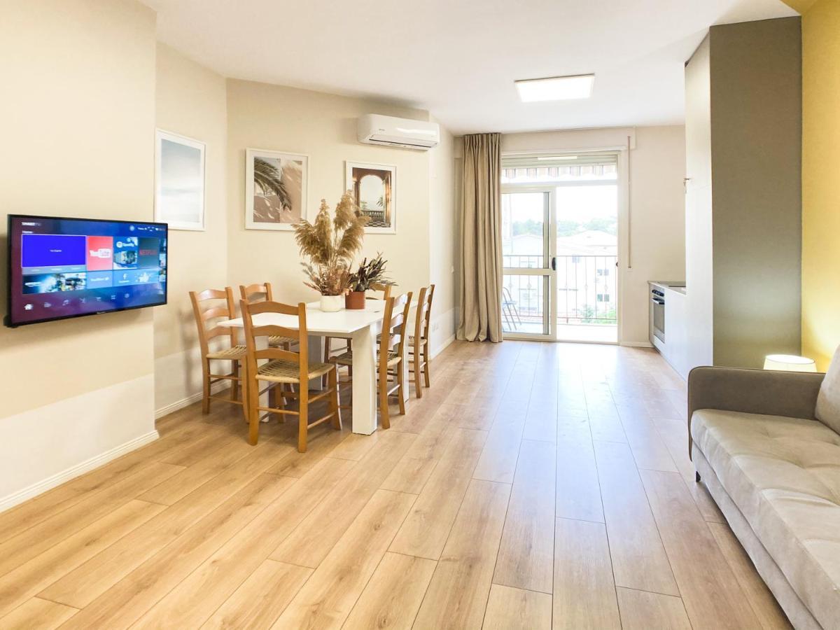 13 Eur For Monthly Stay - Home By The Sea - Hbs โกเลม ภายนอก รูปภาพ