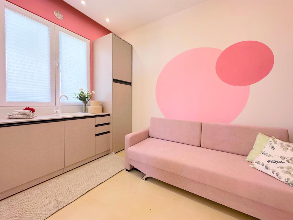13 Eur For Monthly Stay - Home By The Sea - Hbs โกเลม ภายนอก รูปภาพ